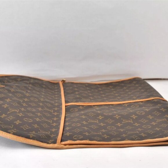 Authentic Louis Vuitton Monogram Us Porte Avi Garment Cover - Picture 11 of 16
